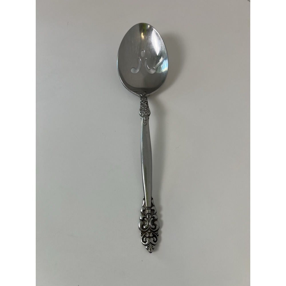 Oneida‎ Stainless steel satin serving spoon Vinland Flatware